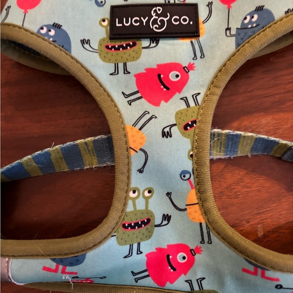 Small dog bundle! NFL Saints bandanna, Mardi Gras/jester collar and harness! - Picture 4 of 7